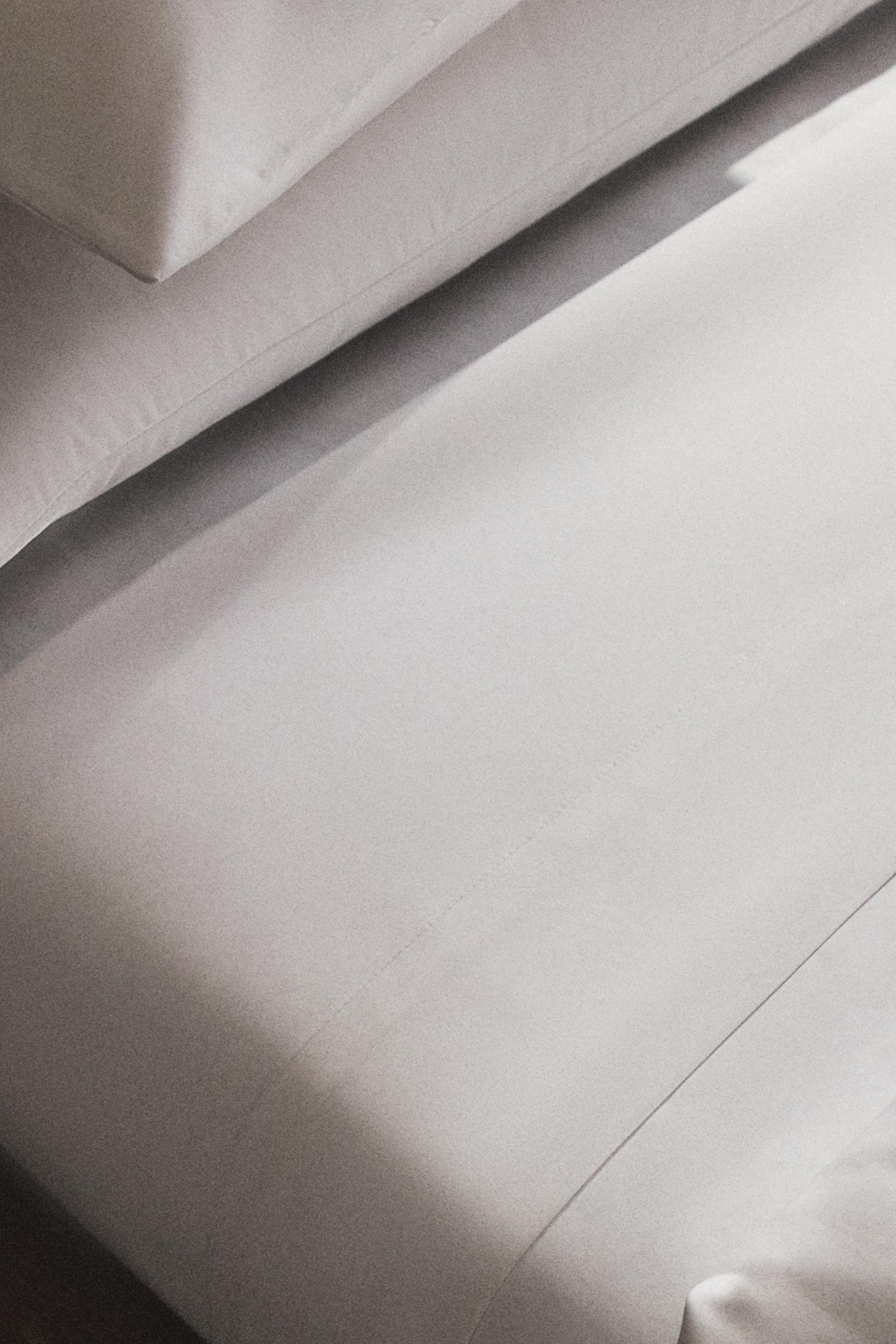 DRAP PLAT SATIN (1000 FILS)